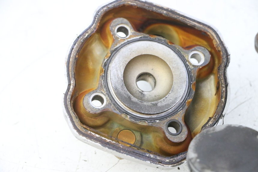 photo de CILINDRO PISTON DERBI SENDA SM DRD 50 (2008 - 2013) - Detalle de la pieza