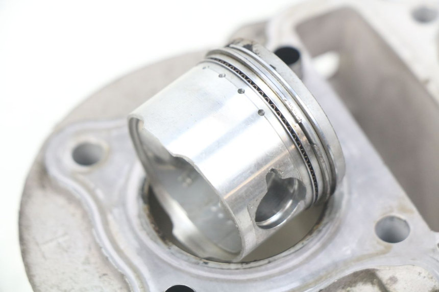 photo de CILINDRO PISTON KYMCO SENTO 50 (2008 - 2013) - Otra vista del artículo