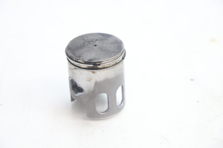 photo de CILINDRO PISTON YAMAHA SLIDER 50 (1999 - 2004) - Ángulo de visión alternativo