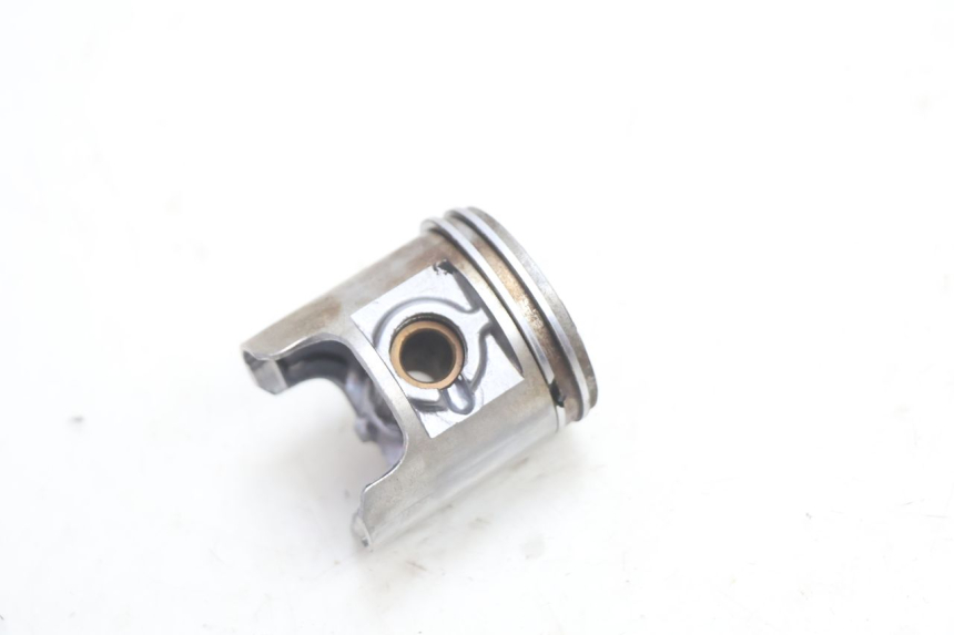 photo de CILINDRO PISTON PEUGEOT SPEEDFIGHT 2 AC 50 (2000 - 2009) - Primer plano de alta resolución
