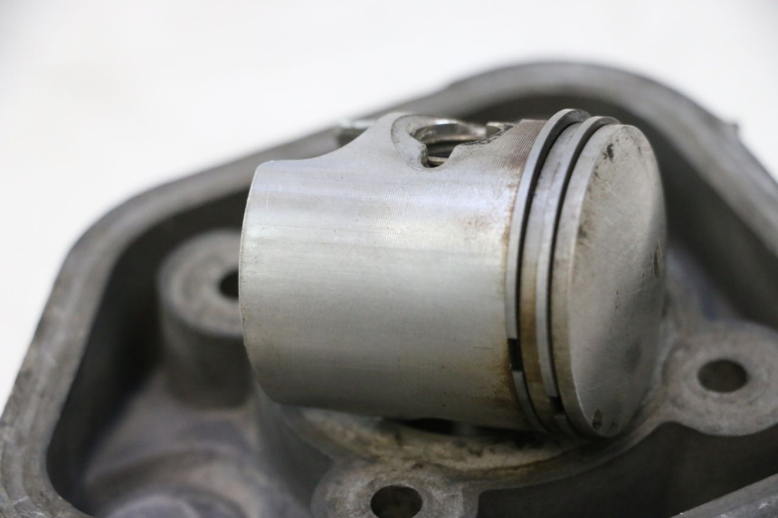 photo de CILINDRO PISTON PEUGEOT SPEEDFIGHT LC 50 (1996 - 2002) - Perfil de la pieza de repuesto