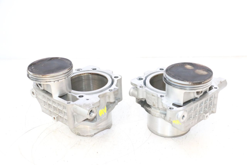 photo de CILINDRO PISTON CAN-AM SPYDER RS 1000 (2008 - 2012) - Detalle de la pieza