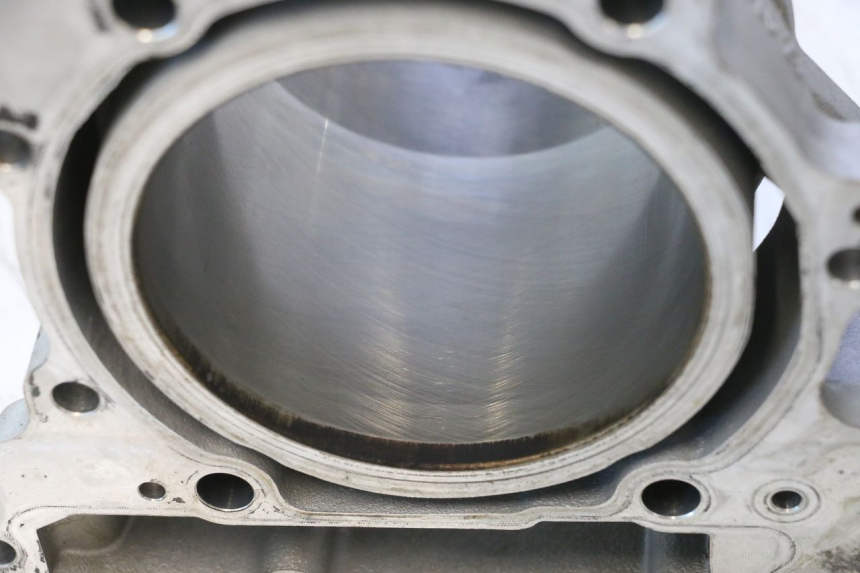 photo de CILINDRO PISTON CAN-AM SPYDER RS 1000 (2008 - 2012) - Estado de la superficie y material