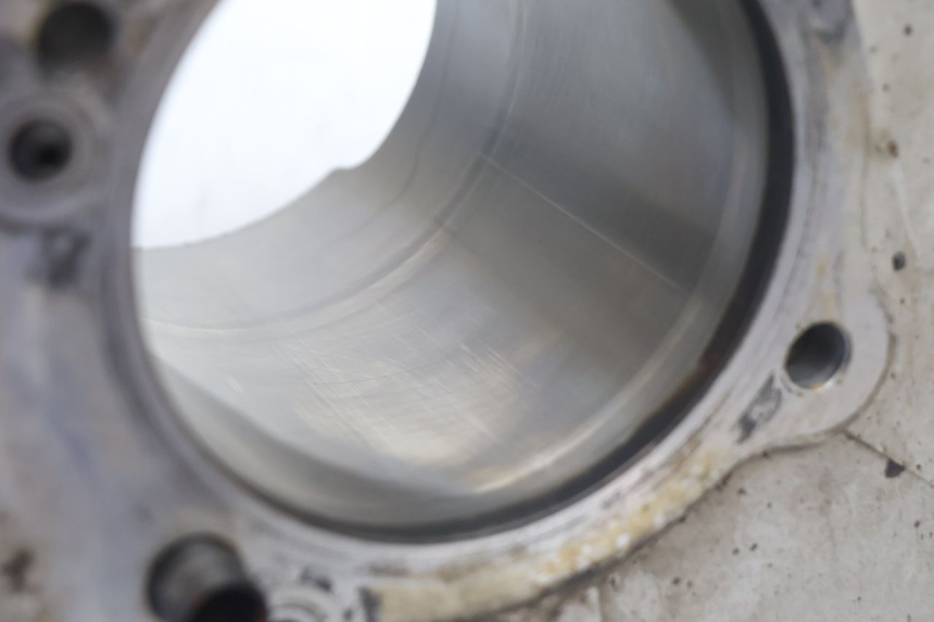 photo de CILINDRO PISTON DUCATI SS IE DS CARENEE 1000 (2002 - 2006) - Características distintivas