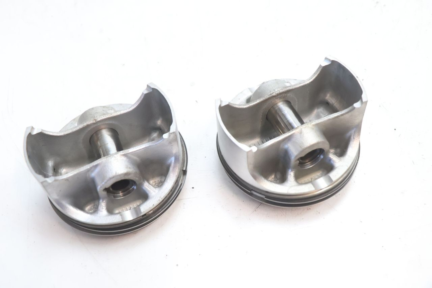 photo de CILINDRO PISTON DUCATI SS IE DS CARENEE 1000 (2002 - 2006) - Zoom estado de uso