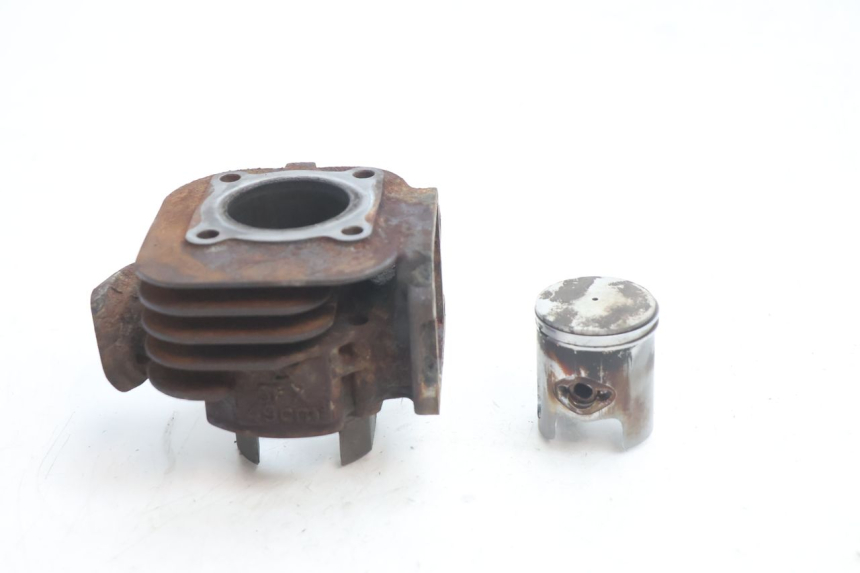 photo de CILINDRO PISTON MBK STUNT NAKED 50 (2004 - 2018) - Zoom estado de uso