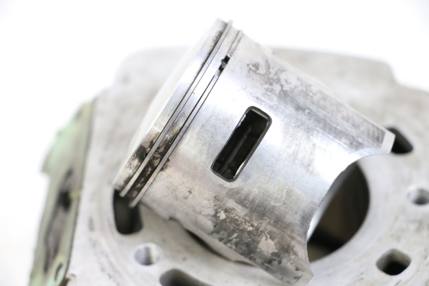 photo de CILINDRO PISTON CAGIVA SUPER CITY 125 (1992 - 1997) - Otra perspectiva