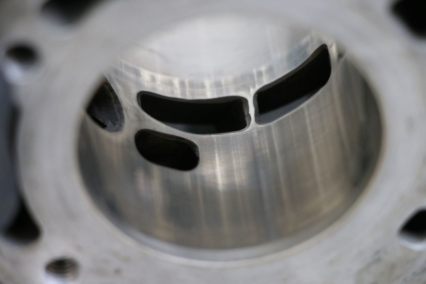 photo de CILINDRO PISTON CAGIVA SUPER CITY 125 (1992 - 1997) - Estado de la superficie y material