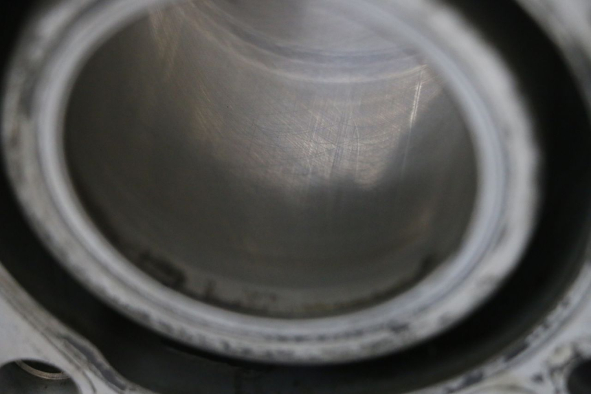 photo de CILINDRO PISTON SUZUKI BURGMAN 125 (2015 - 2017) - Primer plano técnico