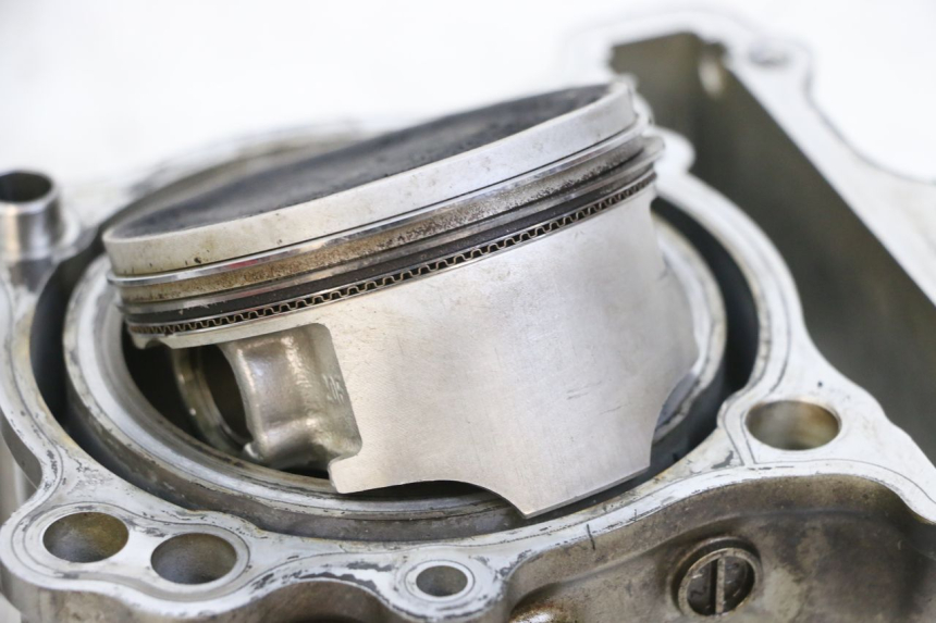 photo de CILINDRO PISTON SUZUKI SV S 650 (1999 - 2002) - Enfoque en la estructura