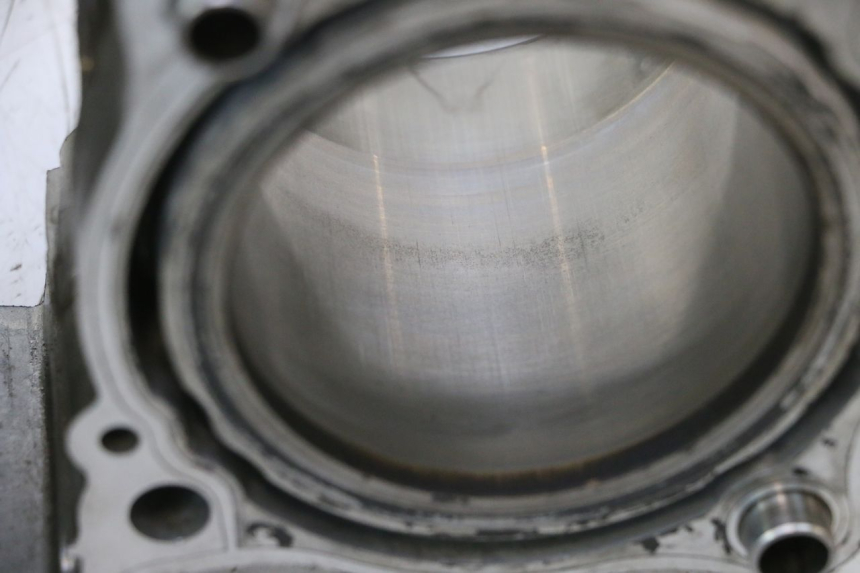 photo de CILINDRO PISTON SUZUKI SV S 650 (1999 - 2002) - Primer plano técnico