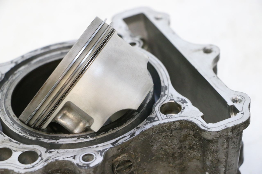 photo de CILINDRO PISTON SUZUKI SV S 650 (2003 - 2009) - Zoom sobre los componentes