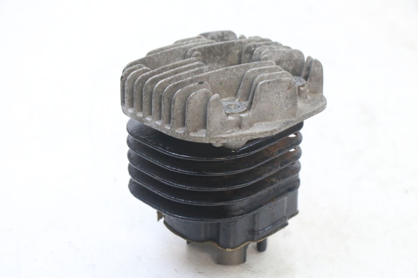 photo de CILINDRO PISTÓN TNT MOTOR ROMA 10' 2T 50 (2011 - 2018) - Vista general del producto