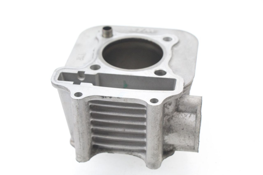 photo de CILINDRO PISTON SYM TONIK 125 (2010 - 2014) - Detalles de los puntos de fijación