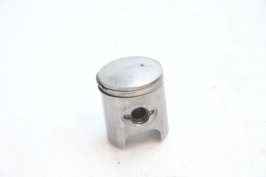 photo de CILINDRO PISTON PEUGEOT TREKKER 50 (1995 - 2004) - Primer plano de alta resolución