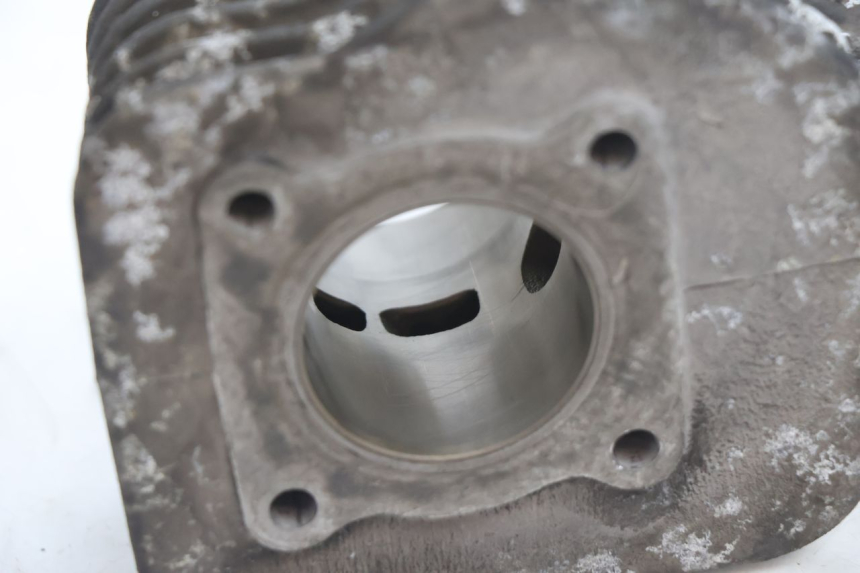 photo de CILINDRO PISTON PEUGEOT TREKKER 50 (1995 - 2004) - Recambio usado revisado