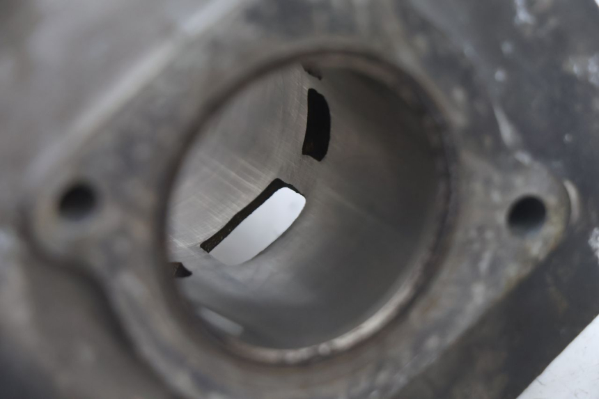photo de CILINDRO PISTON PEUGEOT TREKKER 50 (1995 - 2004) - Recambio usado revisado