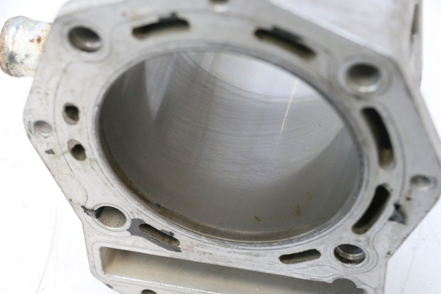 photo de CILINDRO PISTON BOOM TRIKE FUN 500 (2004 - 2010) - Primer plano técnico