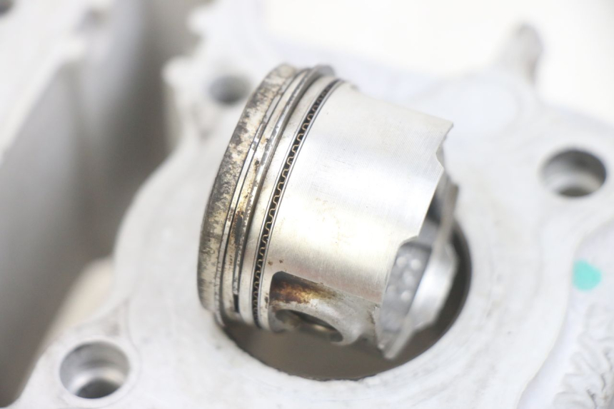 photo de CILINDRO PISTÓN PEUGEOT TWEET 4T 50 (2014 - 2019) - Características distintivas