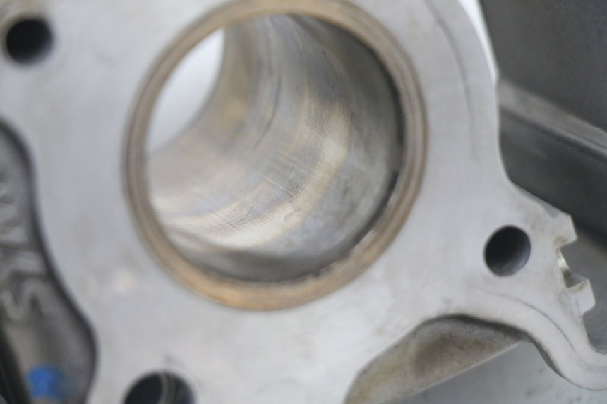 photo de CILINDRO PISTON PEUGEOT TWEET 4T 50 (2018 - 2022) - Características distintivas