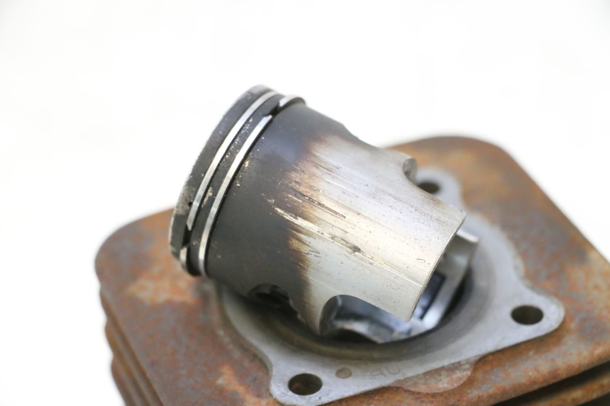 photo de CILINDRO PISTON PIAGGIO TYPHOON 50 (2000 - 2009) - Inspección visual detallada