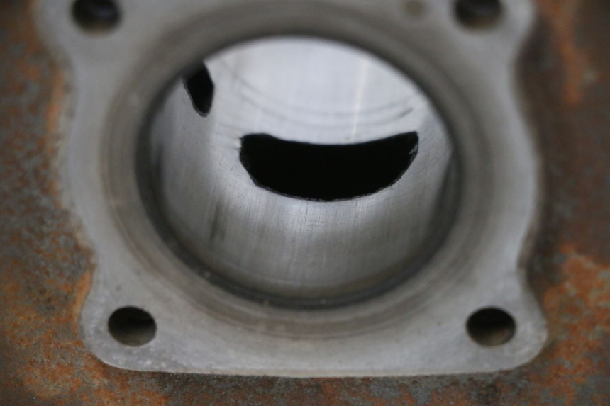 photo de CILINDRO PISTON PIAGGIO TYPHOON 50 (2000 - 2009) - Estado de la superficie y material