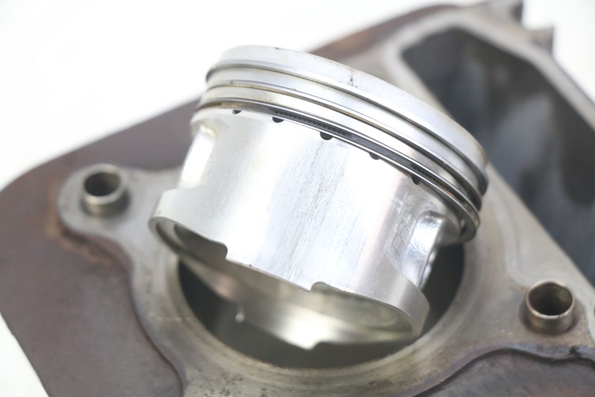 photo de CILINDRO PISTÓN PIAGGIO VESPA LXV 125 (2006 - 2009) - Zoom sobre los componentes