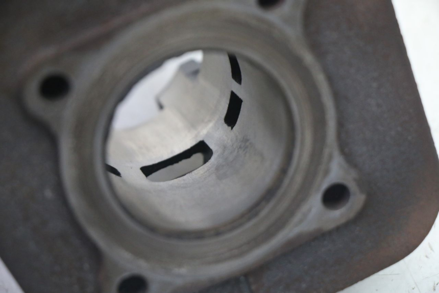 photo de CILINDRO PISTON PEUGEOT VIVACITY NEW 2T 50 (2008 - 2017) - Características distintivas