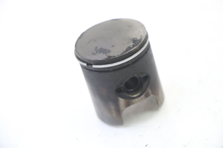 photo de CILINDRO PISTON PEUGEOT VIVACITY NEW 2T 50 (2008 - 2017) - Primer plano técnico