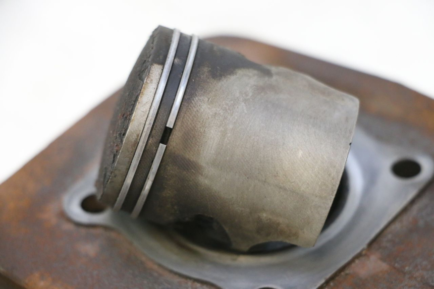 photo de CILINDRO PISTON PEUGEOT VIVACITY NEW 2T 50 (2008 - 2017) - Detalle de la pieza