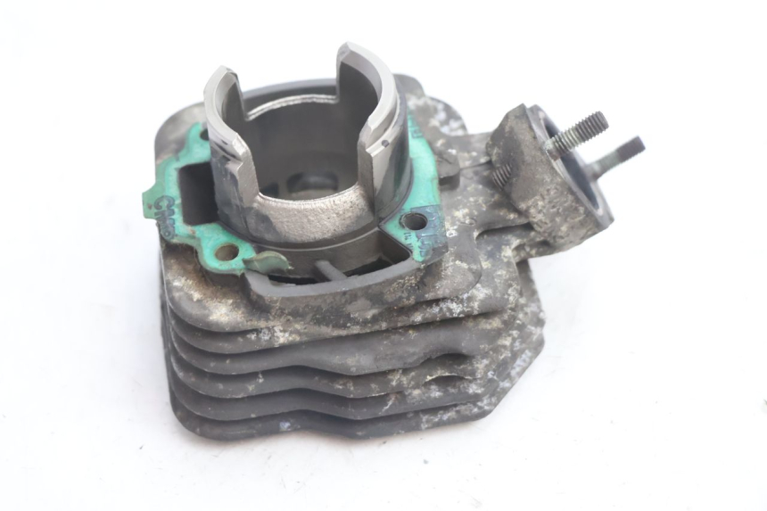 photo de CILINDRO PISTON PEUGEOT VIVACITY 50 (2004 - 2009) - Características distintivas