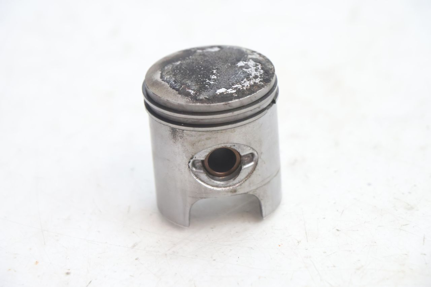 photo de CILINDRO PISTON PEUGEOT VIVACITY 50 (2004 - 2009) - Zoom sobre los componentes