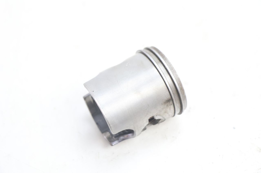 photo de CILINDRO PISTON PEUGEOT VIVACITY 50 (2004 - 2009) - Enfoque en la estructura
