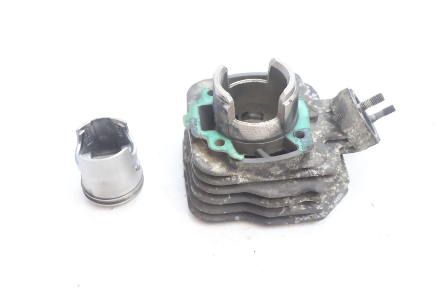 photo de CILINDRO PISTON PEUGEOT VIVACITY 50 (2004 - 2009) - Zoom estado de uso