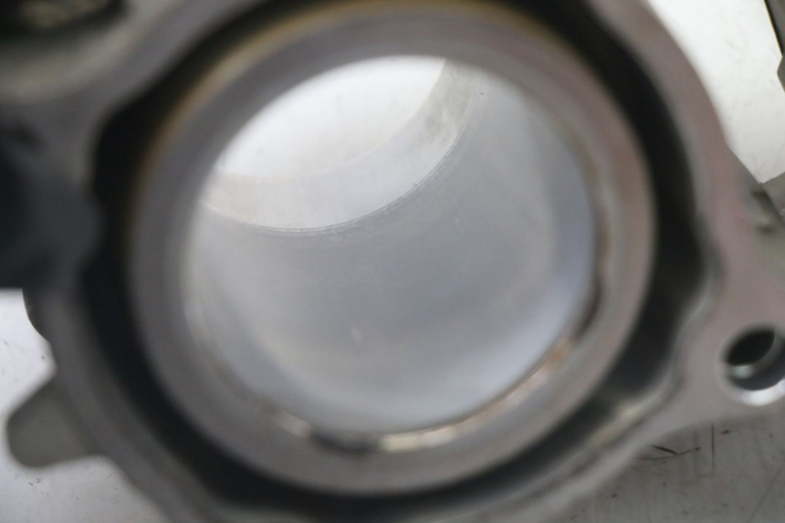 photo de CILINDRO PISTON YAMAHA X-MAX XMAX 125 (2010 - 2013) - Primer plano de alta resolución