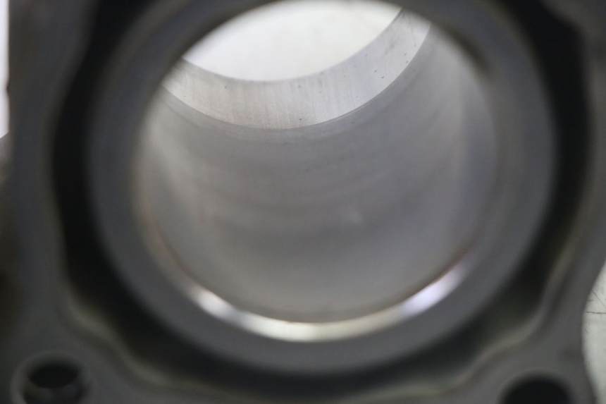 photo de CILINDRO PISTON YAMAHA X-MAX XMAX 125 (2010 - 2013) - Zoom sobre los componentes