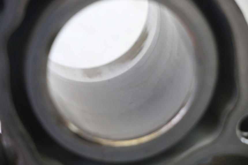 photo de CILINDRO PISTON YAMAHA X-MAX XMAX 125 (2010 - 2013) - Primer plano de alta resolución