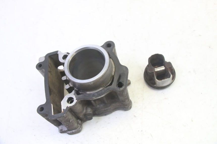 photo de CILINDRO PISTON YAMAHA X-MAX XMAX 125 (2010 - 2013) - Zoom estado de uso