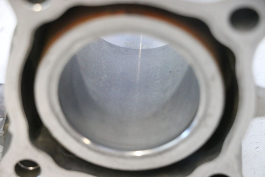 photo de CILINDRO PISTON YAMAHA X-MAX XMAX 125 (2010 - 2013) - Primer plano técnico