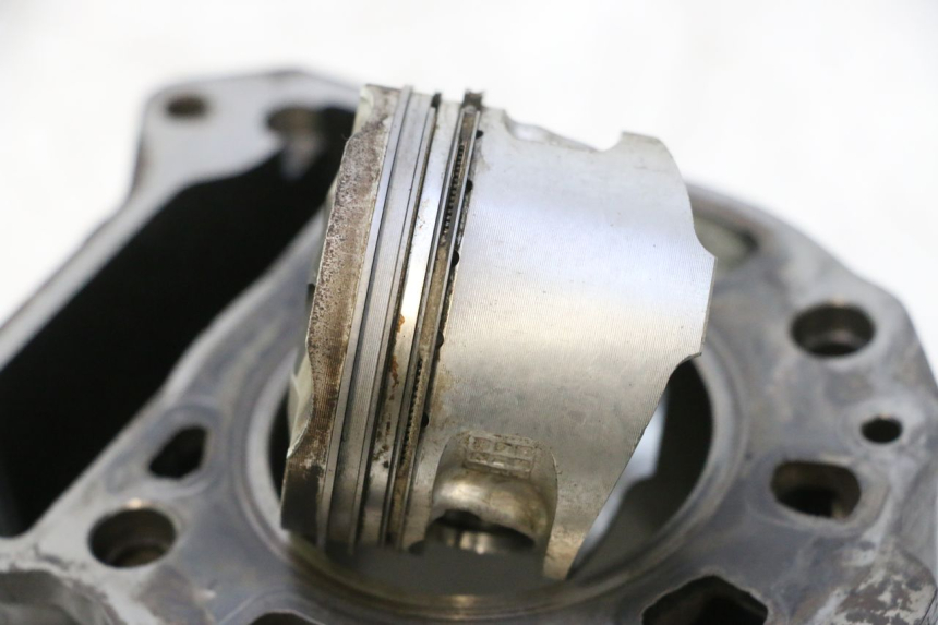 photo de CILINDRO PISTÓN PIAGGIO X9 EVOLUTION 125 (2003 - 2007) - Detalle de la pieza