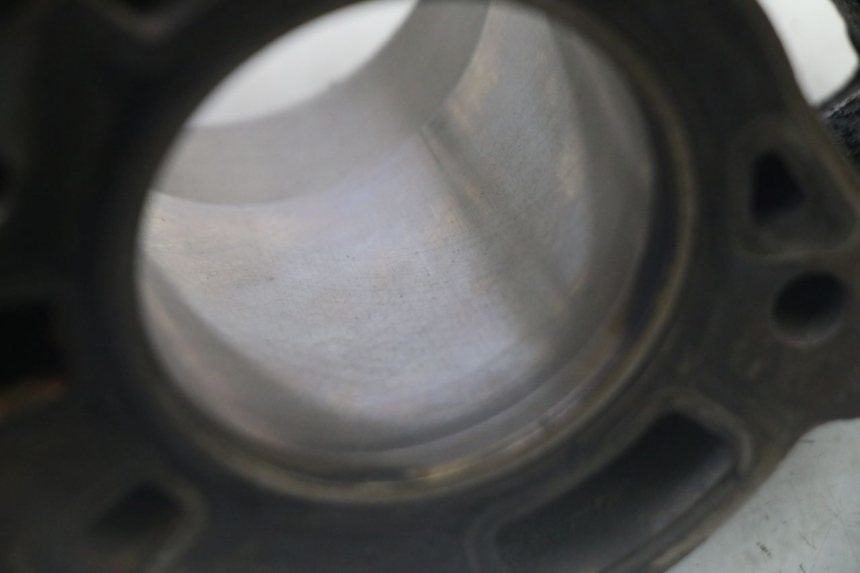 photo de CILINDRO PISTÓN PIAGGIO XEVO - X EVO 125 (2007 - 2017) - Detalles de los puntos de fijación