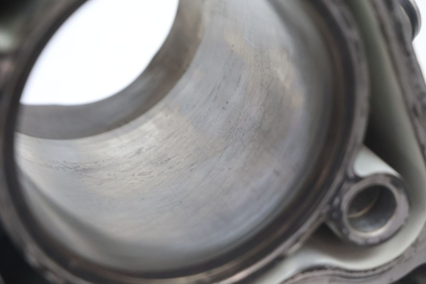 photo de CILINDRO PISTON HONDA XRV AFRICA TWIN 750 (1990 - 1992) - Enfoque en la estructura