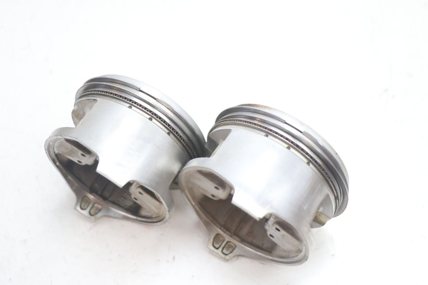 photo de CILINDRO PISTON HONDA XRV AFRICA TWIN 750 (1990 - 1992) - Perfil de la pieza de repuesto