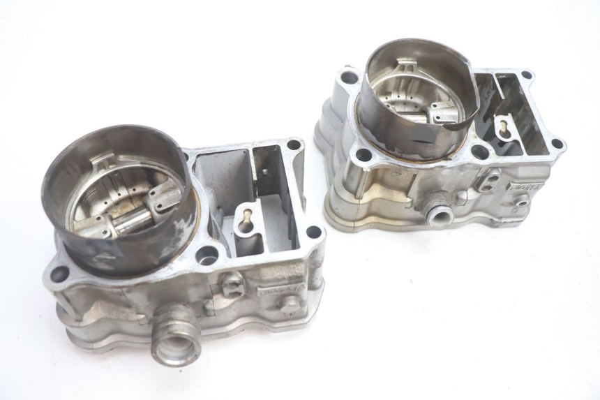 photo de CILINDRO PISTON HONDA XRV AFRICA TWIN 750 (1990 - 1992) - Detalles de los puntos de fijación