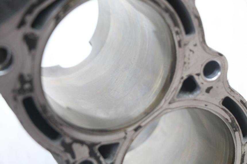 photo de CILINDRO PISTON YAMAHA YP T-MAX TMAX 530 (2017 - 2020) - Características distintivas