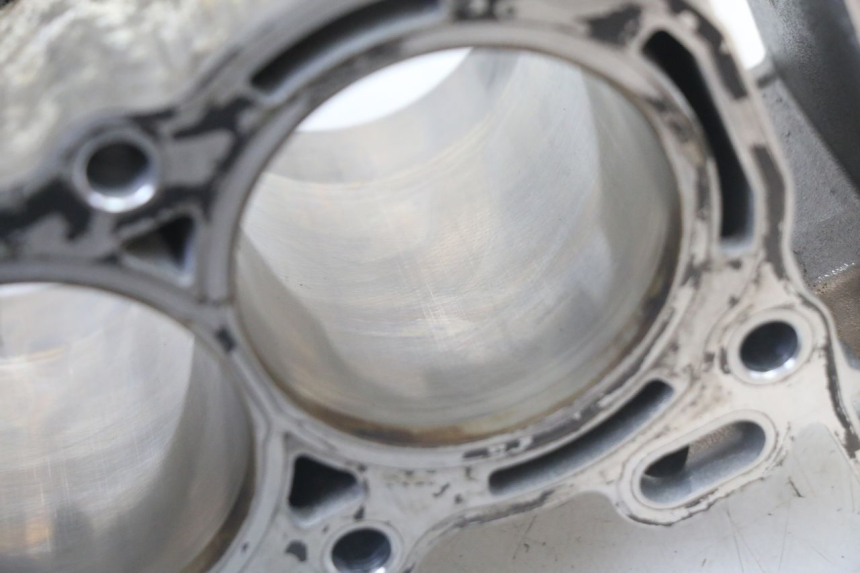 photo de CILINDRO PISTON YAMAHA YP T-MAX TMAX 530 (2017 - 2020) - Zoom sobre los componentes