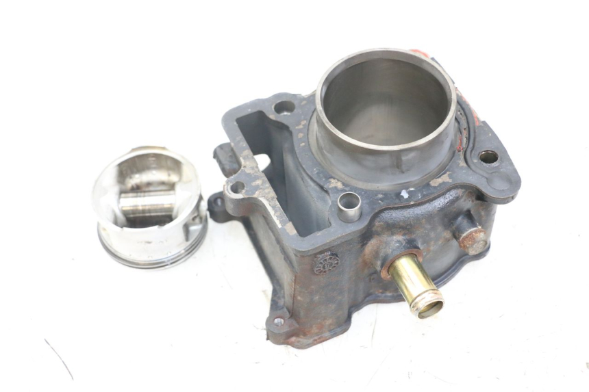 photo de CILINDRO PISTÓN YAMAHA YP MAJESTY 125 (2002 - 2006) - Zoom estado de uso