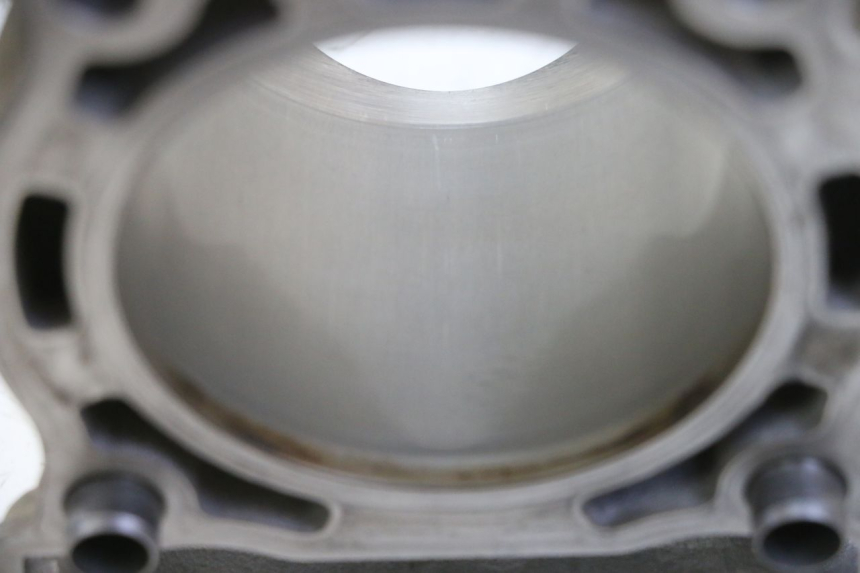 photo de CILINDRO PISTON YAMAHA YZ-F YZF 250 (2014 - 2018) - Estado de la superficie y material