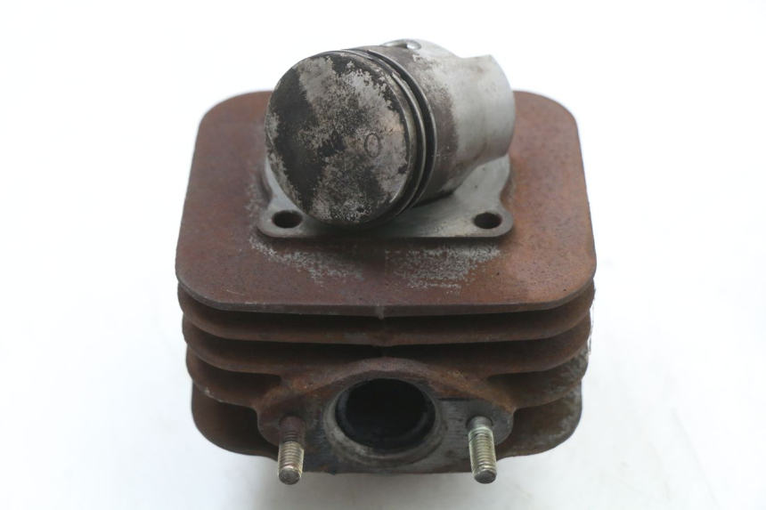 photo de CILINDRO PISTÓN PIAGGIO ZIP 2T 50 (2009 - 2019) - Detalles de los puntos de fijación