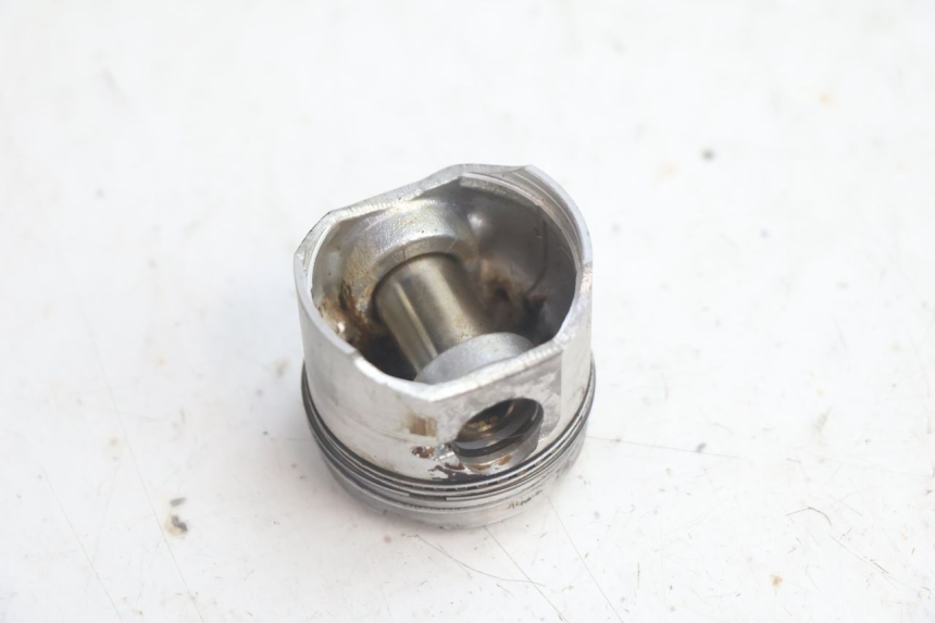 photo de CILINDRO PISTON PIAGGIO ZIP IGET 4T 50 (2021 - 2023) - Perfil de la pieza de repuesto